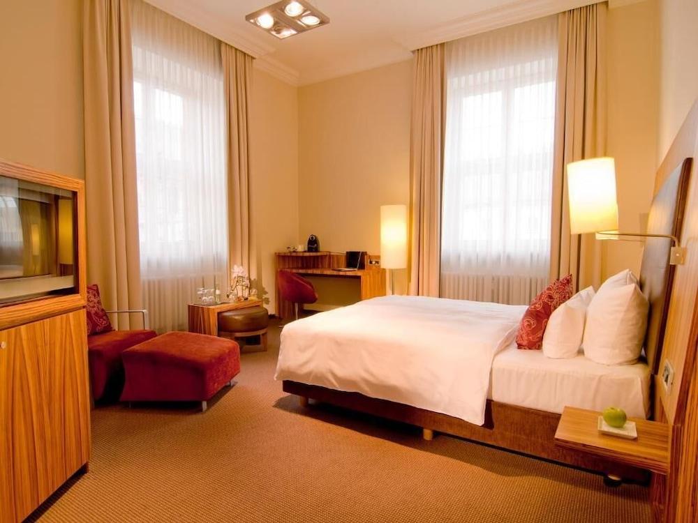 Herzogshof - Boutique-Hotel Am Dom Řezno Exteriér fotografie