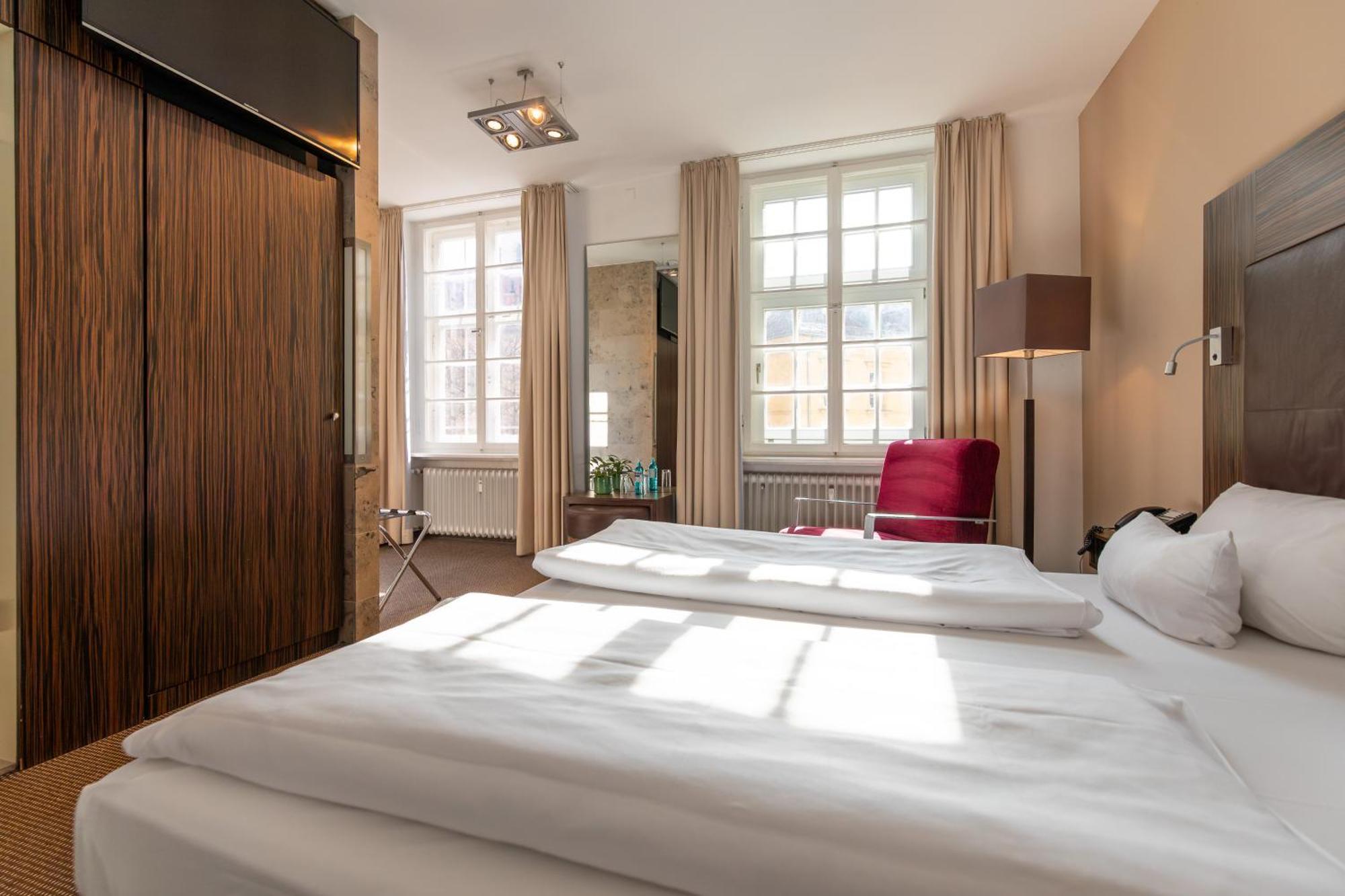 Herzogshof - Boutique-Hotel Am Dom Řezno Exteriér fotografie