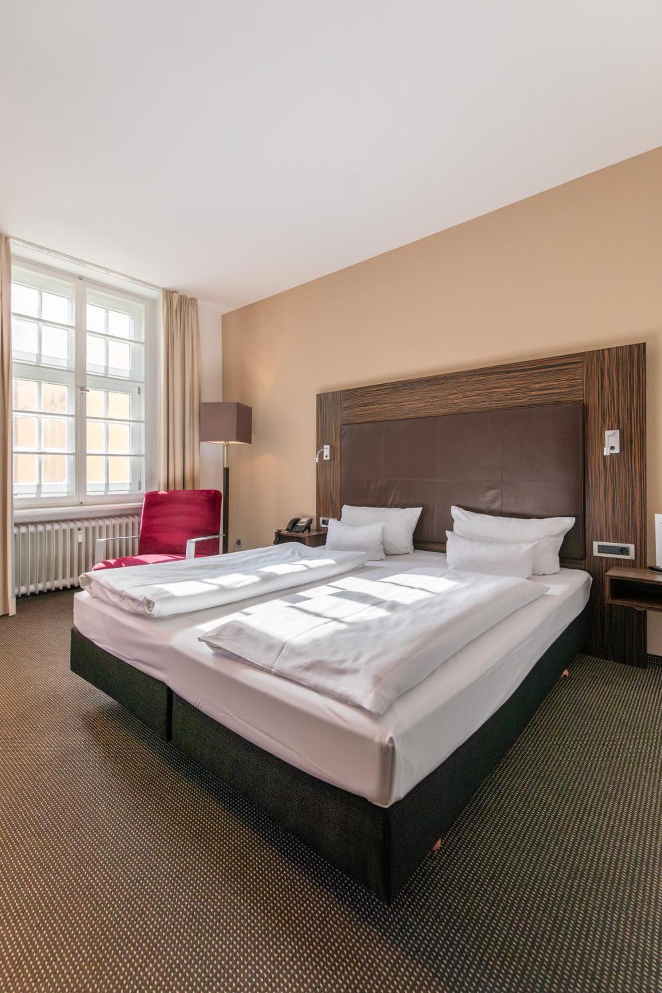 Herzogshof - Boutique-Hotel Am Dom Řezno Exteriér fotografie